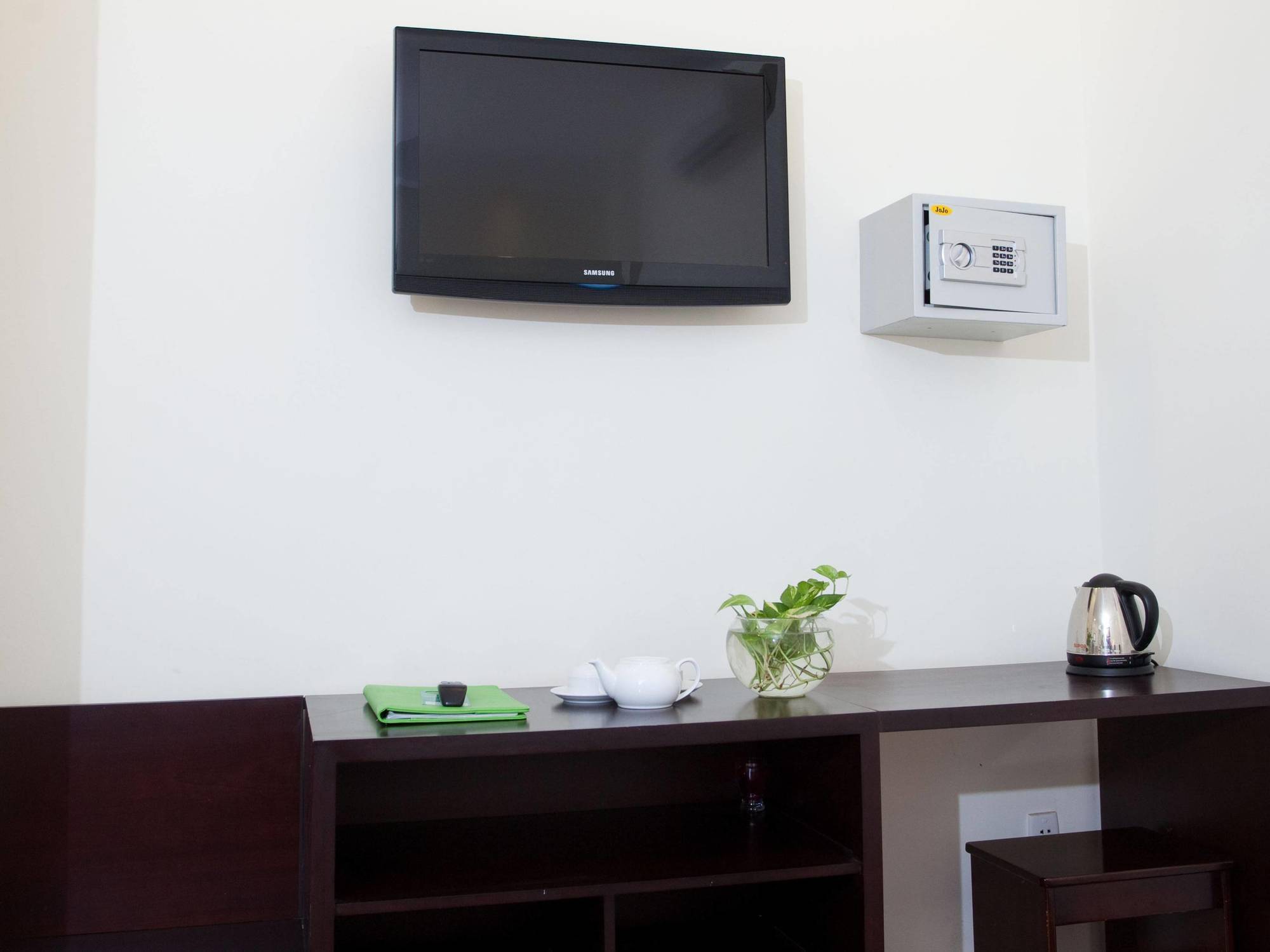 Green Suites Hotel Хошимин Экстерьер фото
