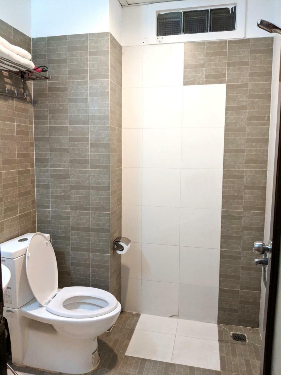 Green Suites Hotel Хошимин Экстерьер фото